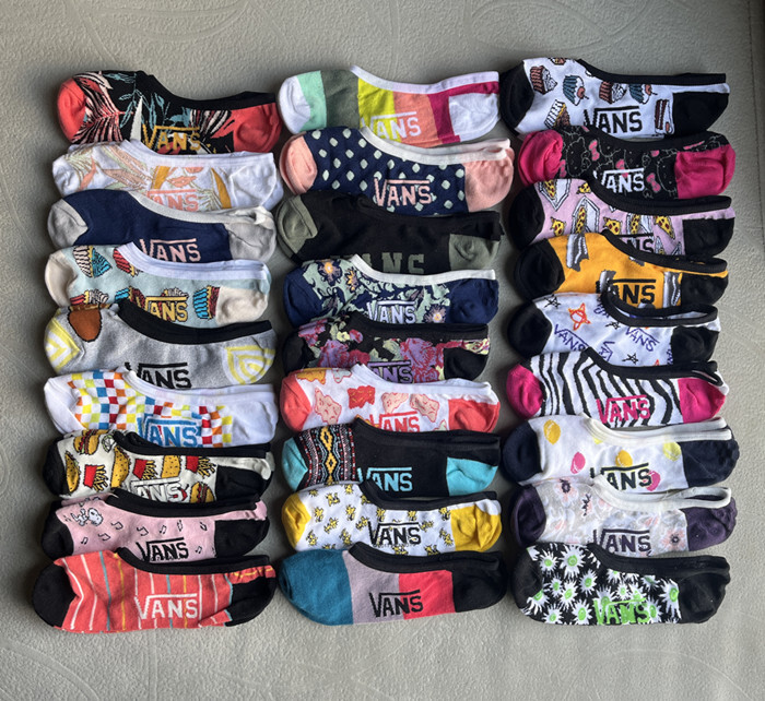 8 Pairs Random Color Women’s Super No Show Socks Size 1-9