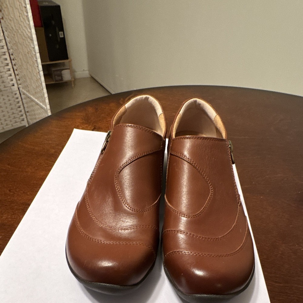 Earth Farrah Women’s Slip-On Casual Comfort Shoes Brown Leather Side Zip 9.5 W