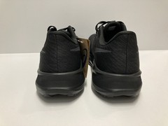 ASICS Versablast 4 Men’s Size 11.5 Black Carrier Grey • And +FREE ASICS T-Shirt