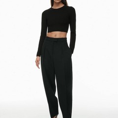 Artizia Babaton Sculpt Knit Crew Cropped Longsleeve