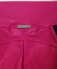 Koral ~Woman Size S~ Raspberry/Black Leggings NWOT.
