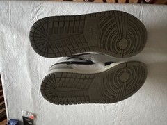 Nike Air Jordan 1 Retro High OG barons Size 9 Black White Grey 555088-014