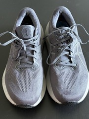 Asics GEL-Kayano 30 Mens Size 11 EE Wide Gray Running Shoes Sneakers 1011B685
