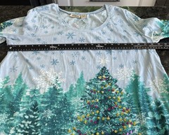 Collections Etc. Christmas Tree Embellished Top XXL NWOT Asymmetrical Hem