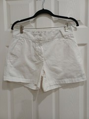 “Khakis” Brand Women’s Sz 6 White Vintage(?) Midrise Shorts