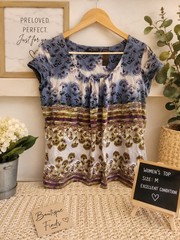 Axcess Women’s M Blue Purple White Yellow Paisley Scoop Neck Knit Pullover Top