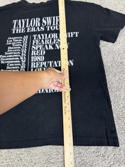 Taylor Swift Shirt Mens M Black The Eras Tour Graphic Crew Neck Tagless Cotton