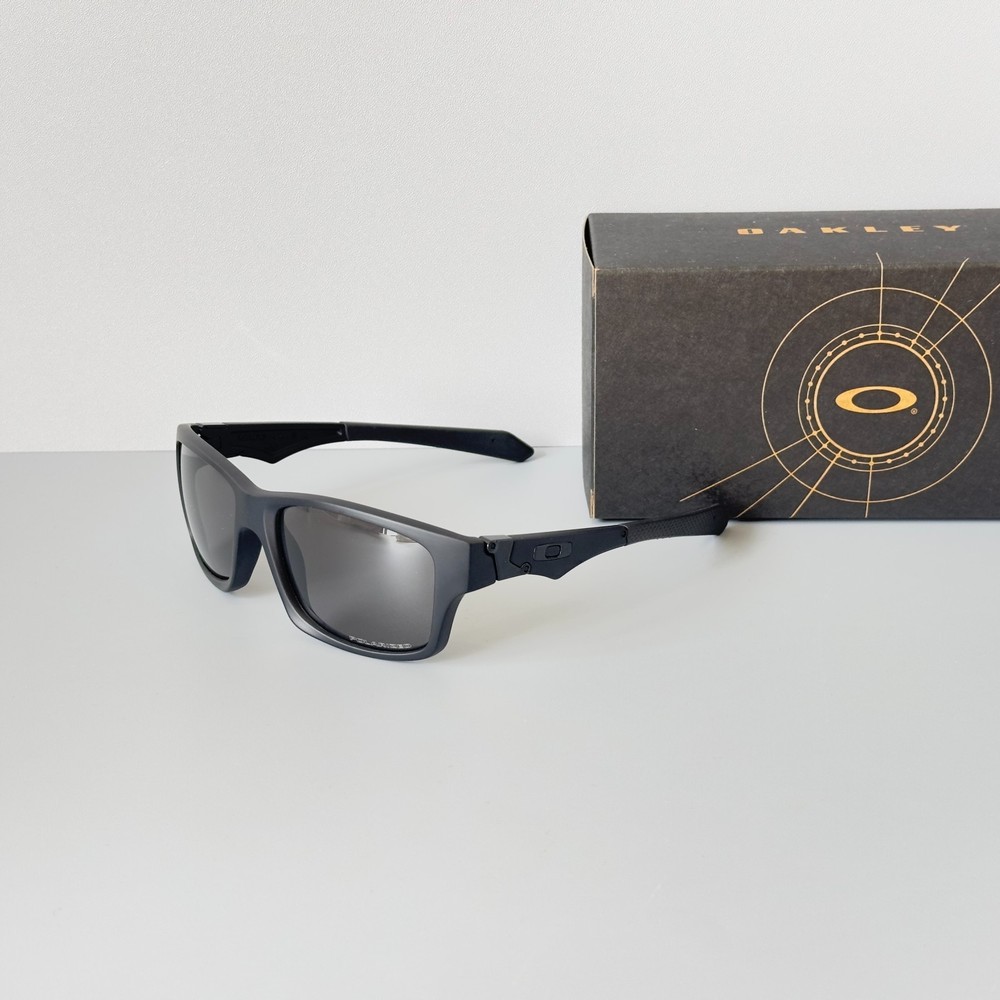Oakley Jupiter Squared Polarized Sunglasses OO9135 Matte Black/Black Iridium