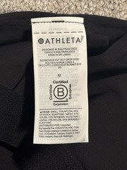 NWT Women’s Athleta Conscious Cut Out Crop Top Sports Bra Black Medium M D-DD