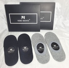 8 Pairs of Vero Monte Womens Premium No Show Liner Socks – 4 Black & 4 Gray