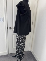 2 pc Shein clothing – Black Blouse (XL) & Flowy Floral pants (L-XL)