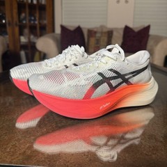 ASICS Metaspeed Edge Paris Women’s Sz 8 White Orange Carbon Plated Running Shoes