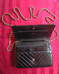 CHANEL Classic Single Flap Magnetic Closure Shoulder Bag Black Leather