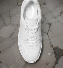 Michael Kors Optic White Hayes Snake Embossed Platform Sneaker Women’s Size 9.5