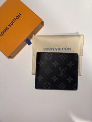 Louis Vuitton Black Monogram Bifold Men’s Wallet Credit Card Holder