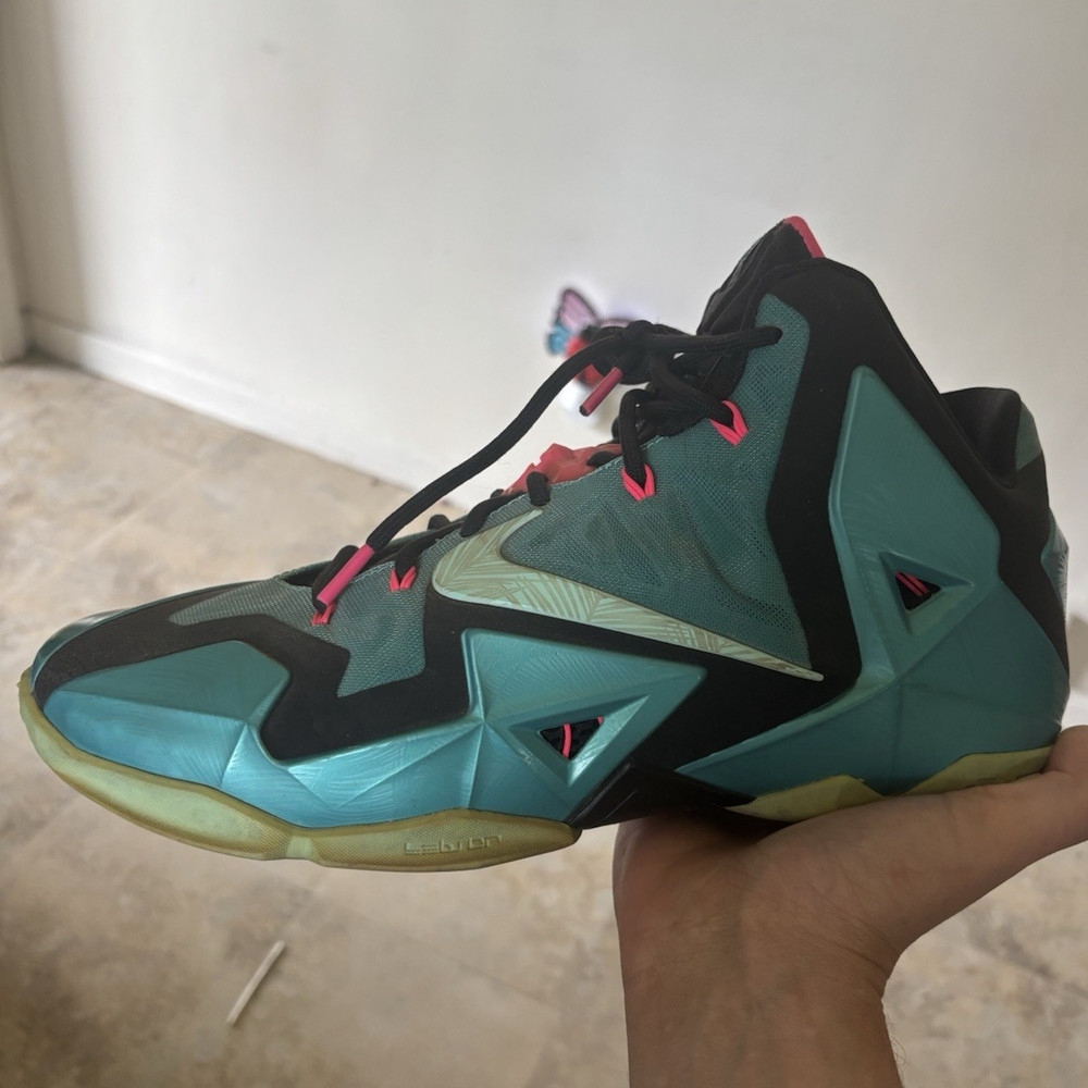 Nike LeBron 11 south beach