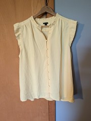 Ann Taylor LOFT Ruffle Trim Henley Shell Top Size XL Light Yellow