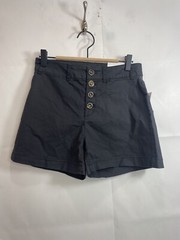 Old Navy Women’s High Rise Button Down Gray Size Varies Shorts