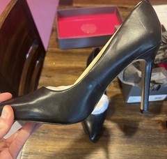 Vince Camuto Women’s Pointed Toe Pump Heels Black Leather Slip On 8.5 M