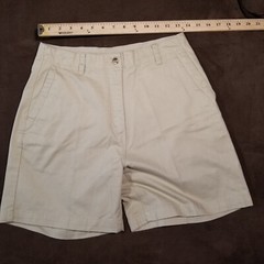 VTG L.L. BEAN BERMUDA SHORTS WOMEN’S 8-REG KHAKI SRI LANKA