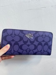 COACH Long Round Zip Wallet with Strap Purple Signature C4452 outlet With Box