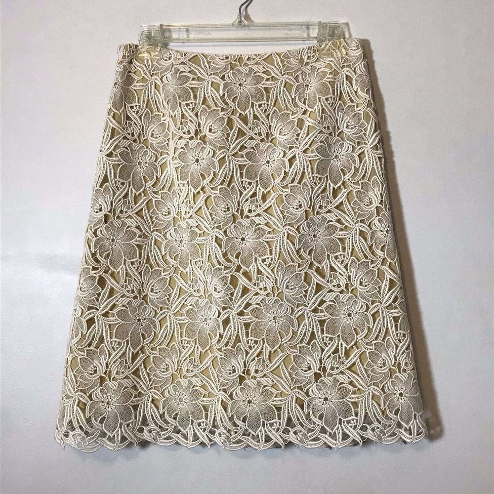 Burberry Prorsum White Lace Eyelet Embroidered Laser Cutout Skirt Size 40 Italy