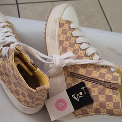 art class Kids US 4 High-Top Canvas Sneakers Check Smiley Side Zipper Tan