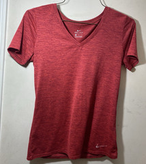 Nike Dri-FIT Women’s Size Medium Red V-Neck Athletic T-Shirt