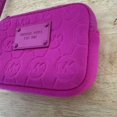 Michael Kors Camera Phone Bag Hot Pink Wrist Strap Zipper Close Zinnia