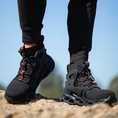 Lightweight Safety Shoes Men Work Shoes Steel Toe Roofing Shoes Indestructible