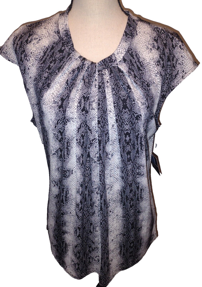 Liz Claiborne Career Women’s Medium Black White Snake Cap Sleeve Blouse Top .