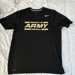 Nike Dri-FIT Men’s M Black/Gold Moisture Wicking Army Football Tee Shirt