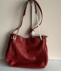 Michael Michael Kors Red Pebbled Shoulder Bag Magnetic Closure Chain Gold HW
