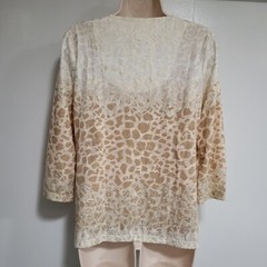 Chico’s Size 0 (S) Ivory Poly Blend Multi Patterned V-neck 3/4 Sleeve Knit Top