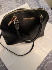 Michael Kors Black Satchel Top Handle Bag Zip Closure Inner Pockets Gold
