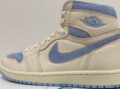 NIKE AIR JORDAN 1 RETRO HIGH OG PALE IVORY PSYCHIC BLUE LACE / HAIR CLIPS 9.5 8