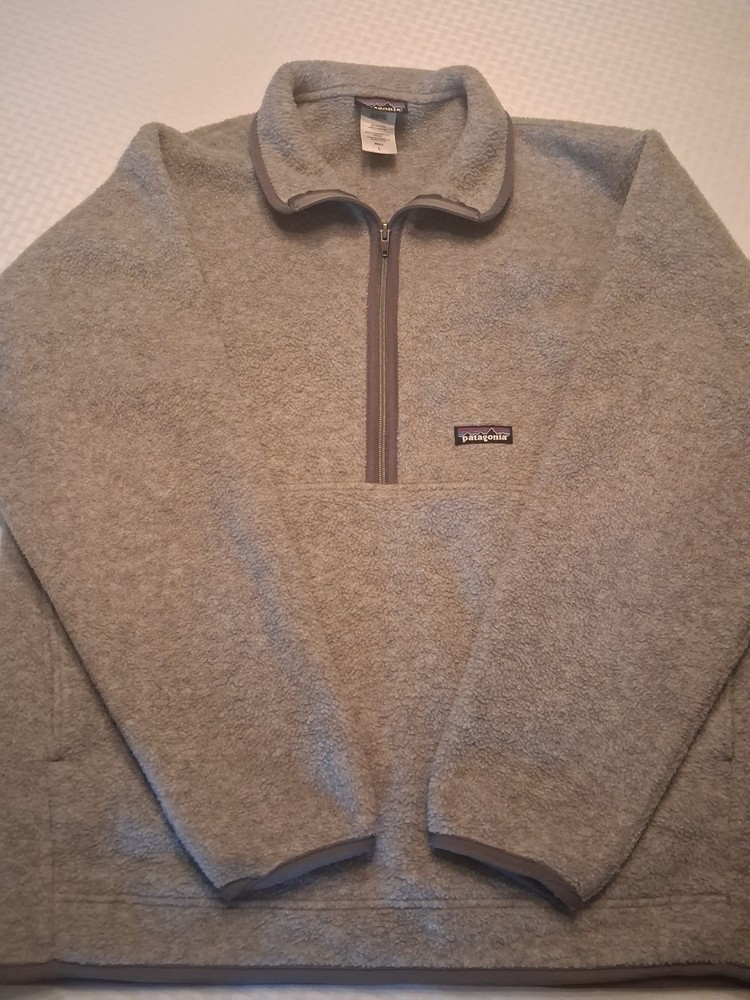 Patagonia Men’s Fleece Pullover Jacket