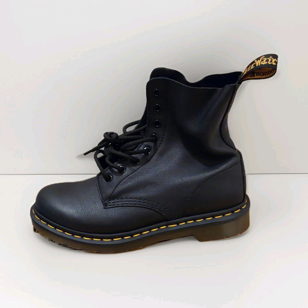 Dr. Martens Black Leather Ankle Boots Lace-Up Round Toe Unisex US 9 EU 41