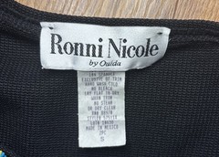 Ronni Nicole Vintage 90s Beaded Two Piece Capri Pantsuit Size S