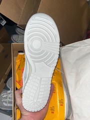 Nike dunk low off-white lot 11 Size 10