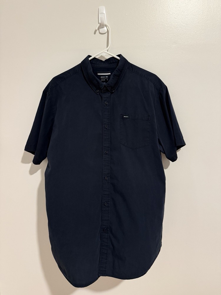 RVCA Men’s XL Regular Fit Solid Black SS Cotton Button-Up Shirt Pockets