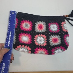 Elizi Handcraft Crochet Granny Square Clutch Bag Pink Gray White Tassel Wristlet