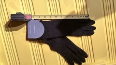 NWT Hannah Rose Cashmere Women’s Black Texting Gloves ARV $140