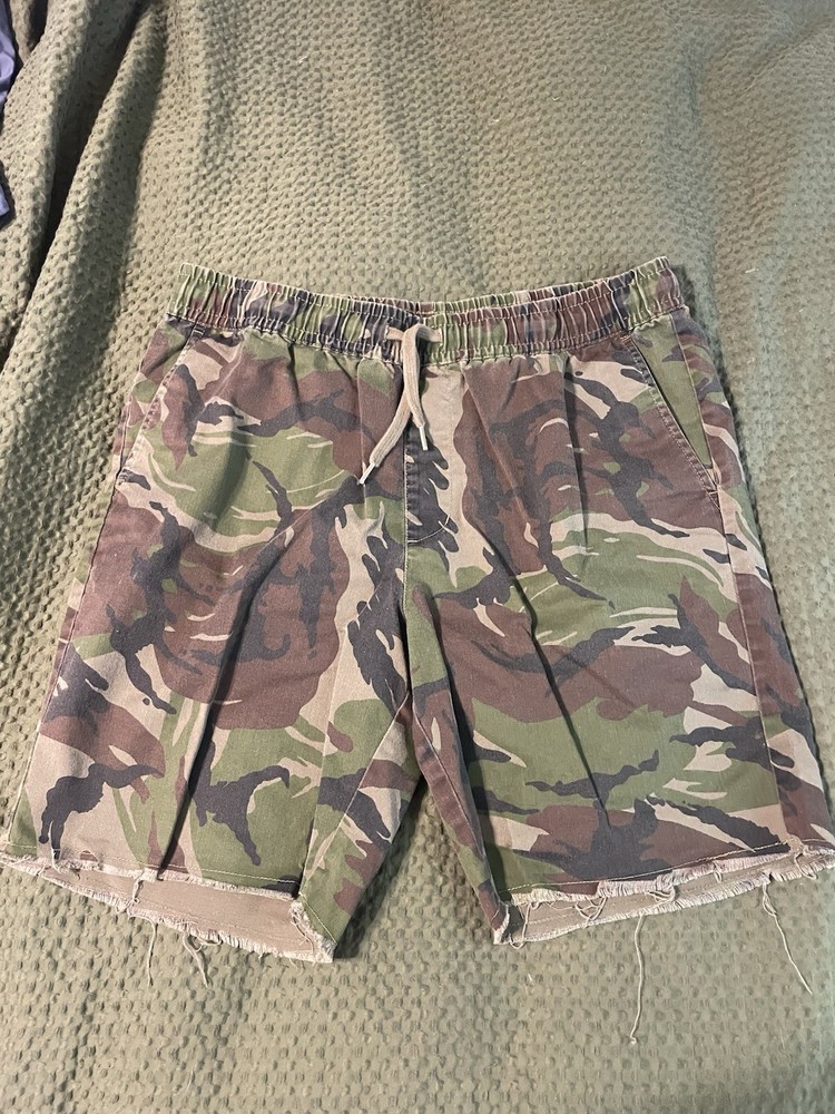 Men’s Nike & RVCA Shorts Bundle Size Large