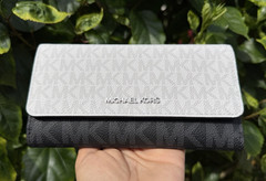 Michael Kors Jet Set Travel LG Trifold Wallet MK Color-Block Optic White Multi