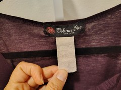 Volume One Junior’s Purple Short Sleeve Top Size XL V-Neck Flutter Sleeves Y2K