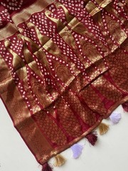 Women White Pure Viscose Dola Silk Bandhani Printed Saree With Blouse Piece