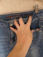 Grace Women’s Bootcut Jeans Blue Medium Wash 5-Pocket Denim Embroidered. Size 29