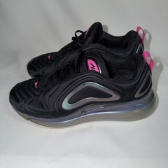 Nike Air Max 720 SE Black Laser Fuchsia- Size 10 Women’s Preloved.
