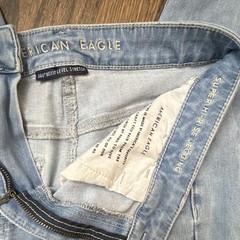 American Eagle Women’s High Rise Blue Denim Jegging Light Wash Distressed
